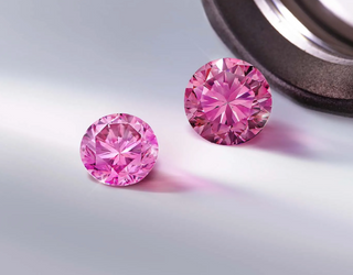 Pink Diamonds vs. Traditional Diamonds: What Sets Them Apart?